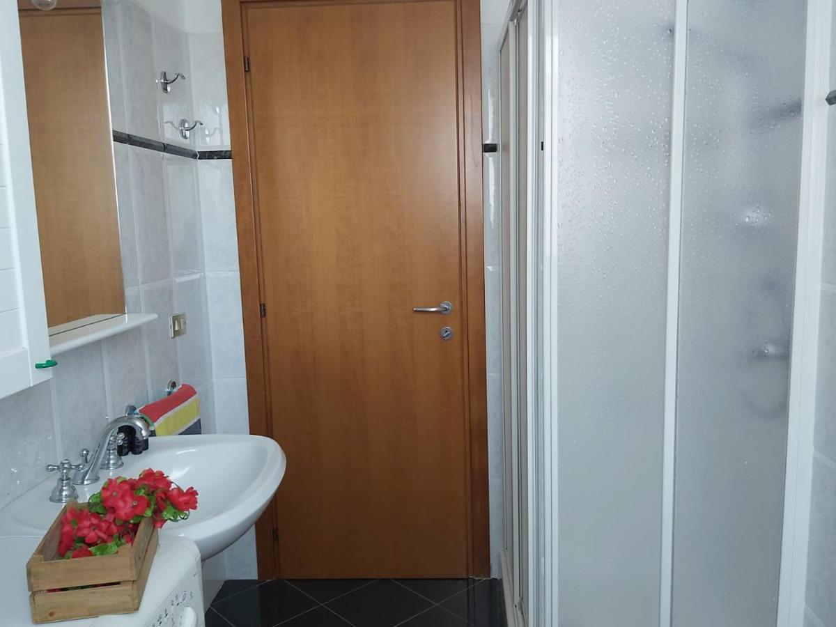 Bnbook - Residenza Naggi Casorate Sempione Extérieur photo