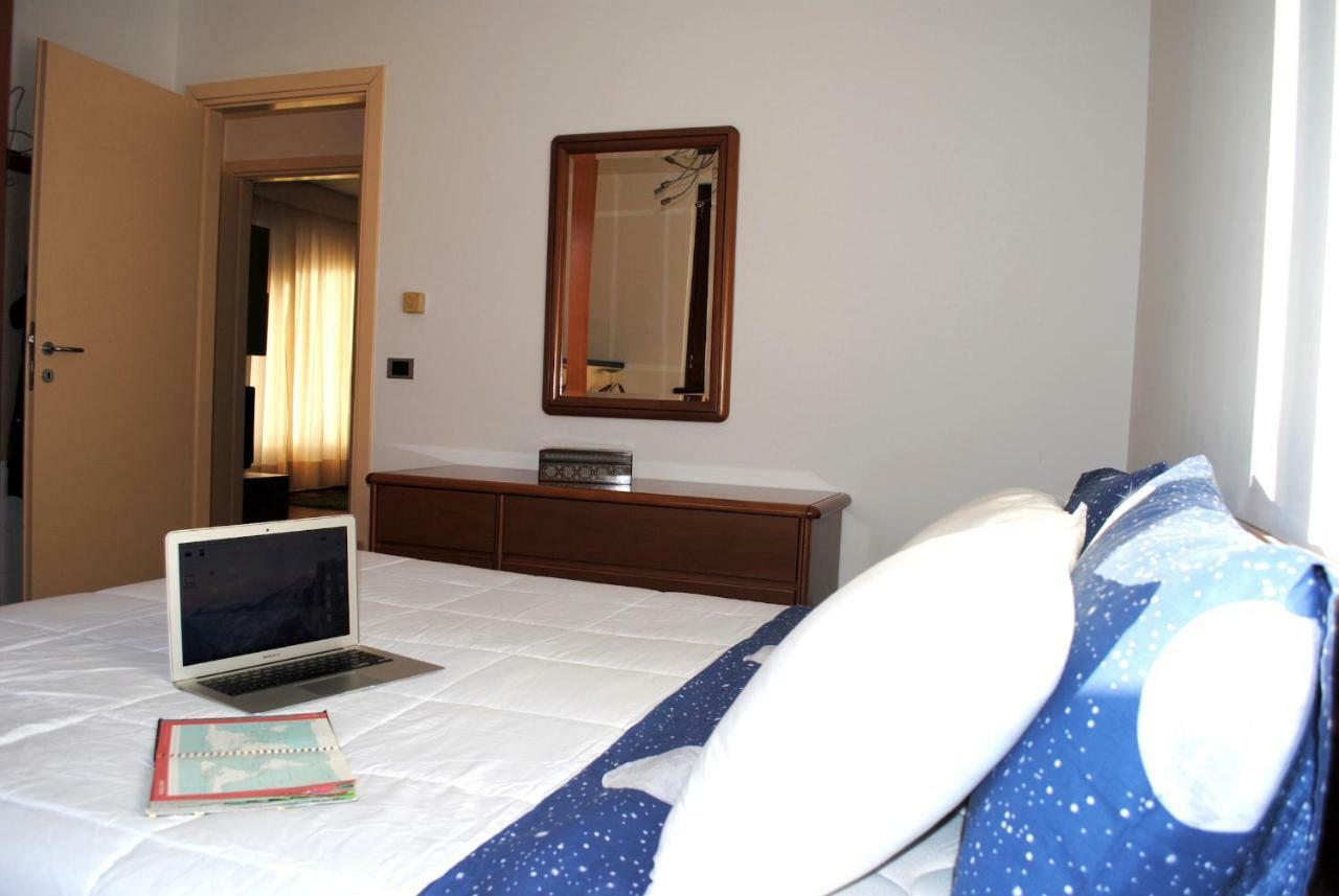Bnbook - Residenza Naggi Casorate Sempione Extérieur photo